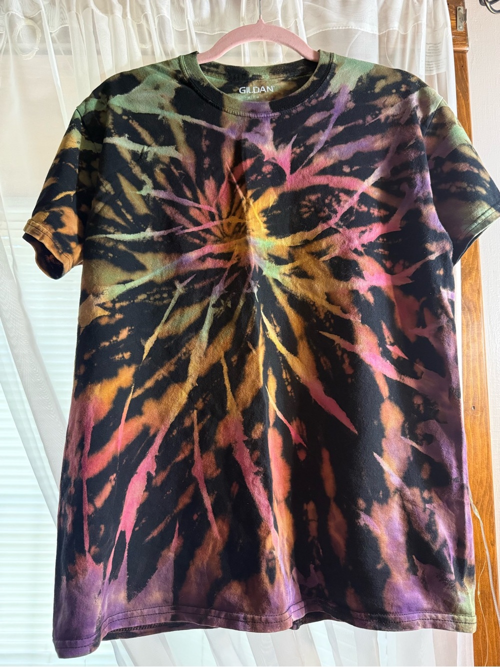 Gildan Black Multicolor Tie-Dye Tee
